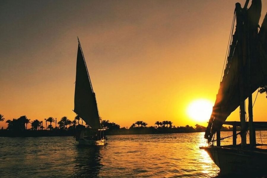 Luxury Private Felucca on the Nile with Lunch