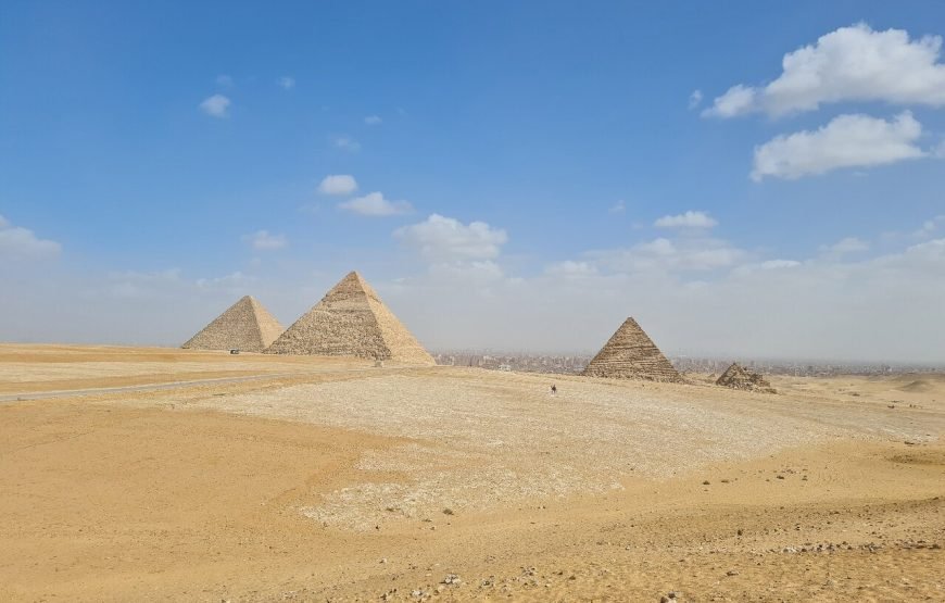 Half Day Tour Giza Pyramids &Great Sphinx with Private Tour Guide